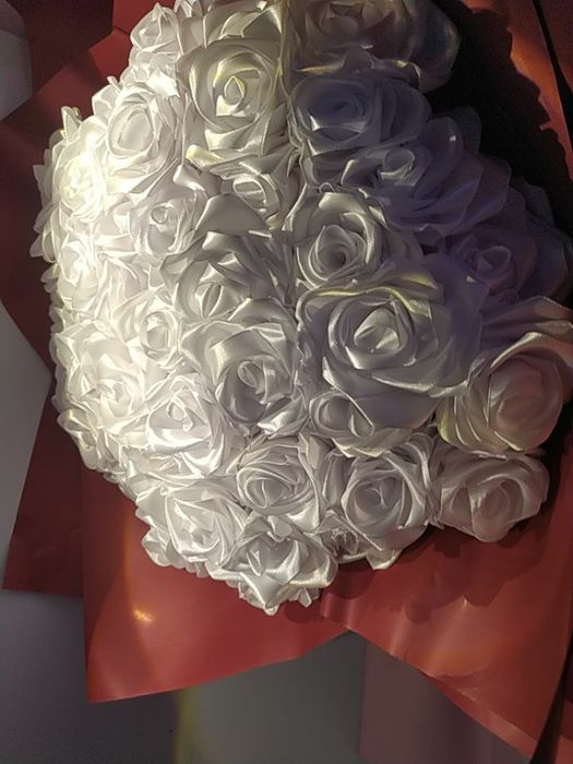 Атласные розочки