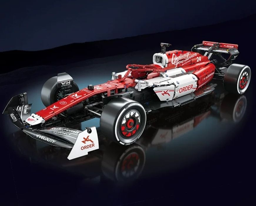 Конструктор лего Формула 1 Alfa Romeo