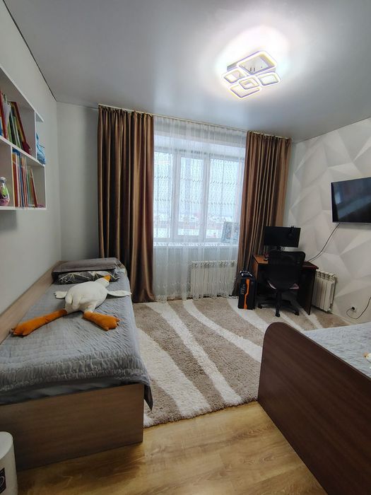 Продам 2хком новостройку район Береке.