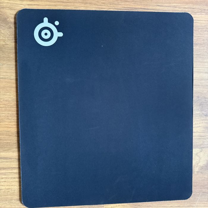 Продам коврик SteelSeries Qck Heavy L 450x400x6