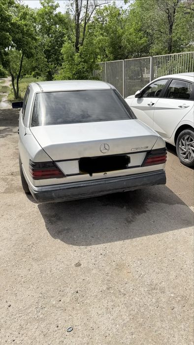 Продам мерс бенз е230