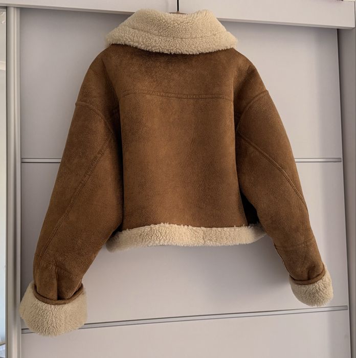 Късо палто Mango