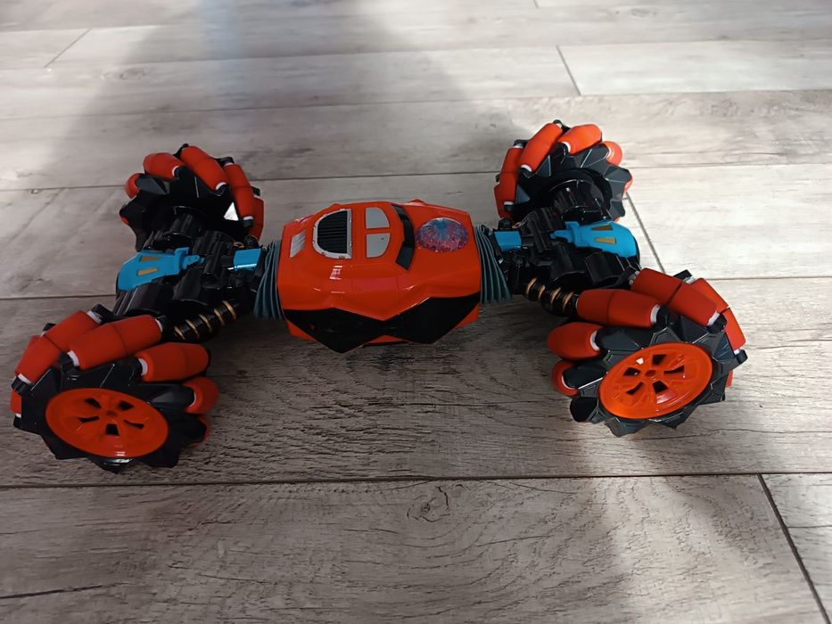 Машина на радиоуправлении