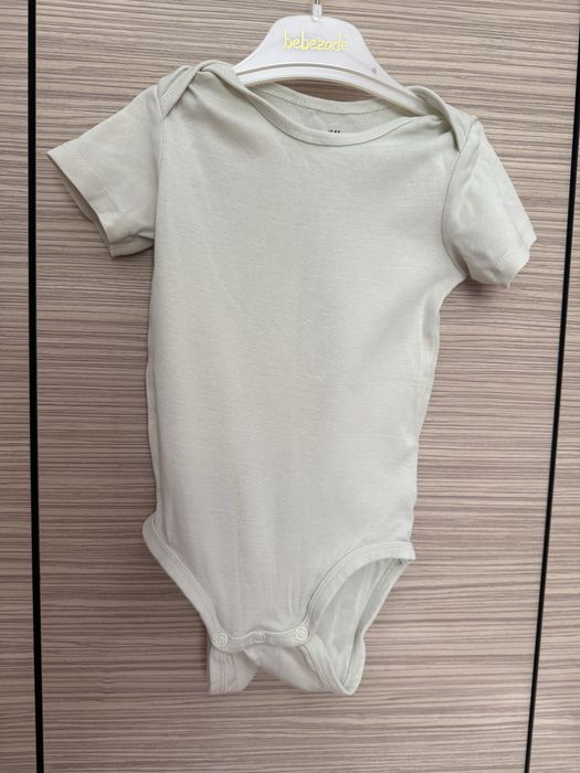 Body-uri H&M marimea 86