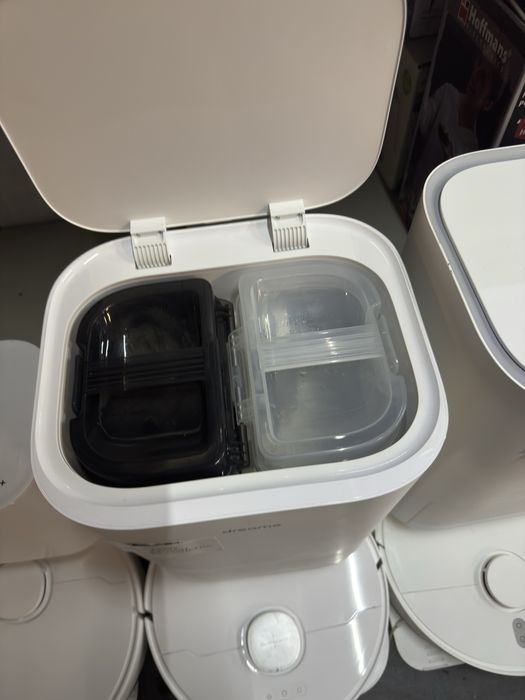 Aspirator robot cu mop Dreame L10 Ultra