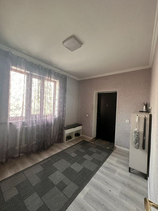 Дом  с большим двором