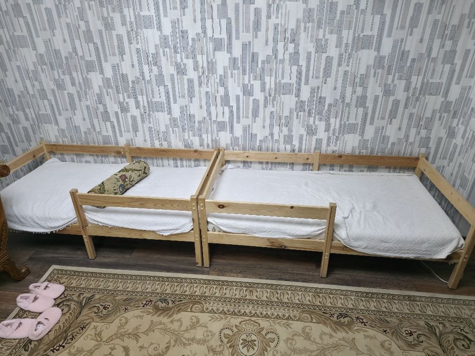 Кровать с матрасом 160×80