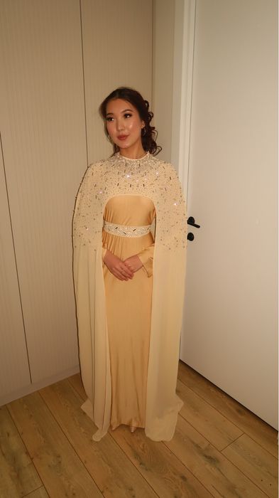 Новое платье с кейп