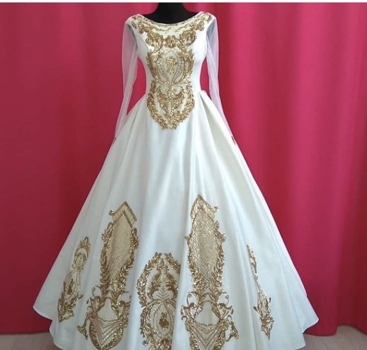 Свадебные платья