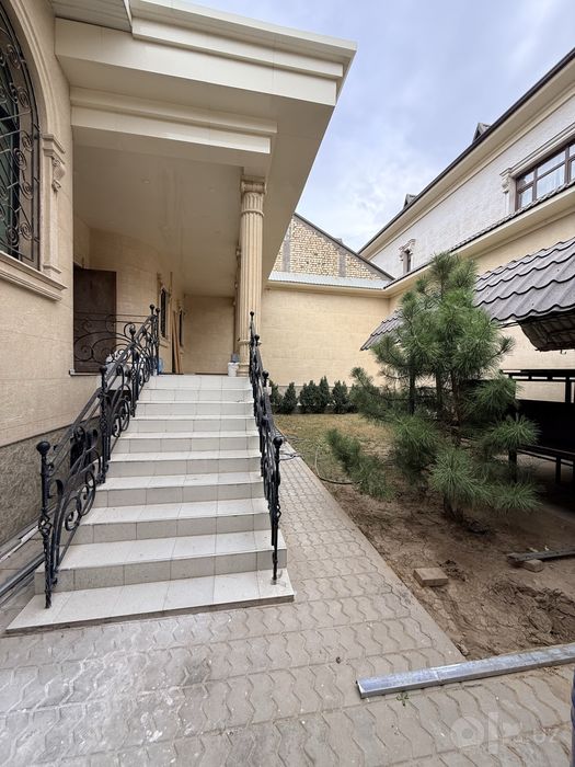 Продам дом два уровня 3.1 сот. Мирзо-Улугбек.Ориентир Чайхона Салом