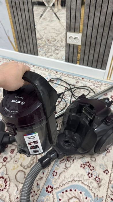 Пылесос bosh 25.000тг