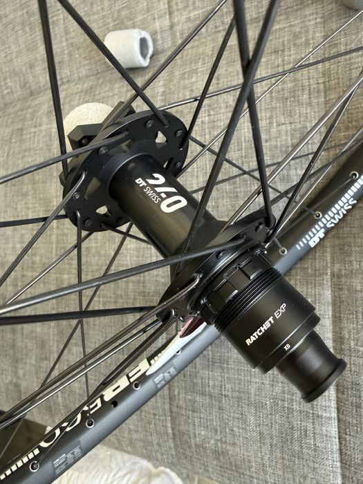 Set roti mtb DT Swiss FR560 noi