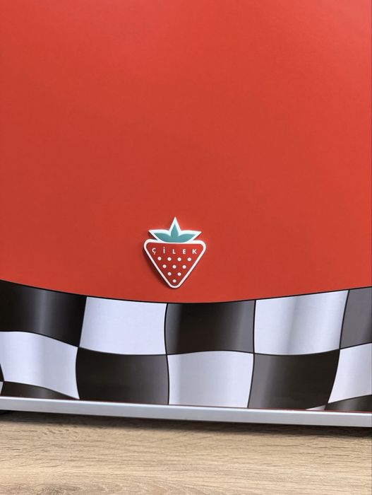 Cilek Детски трикрилен гардероб Race Cup
