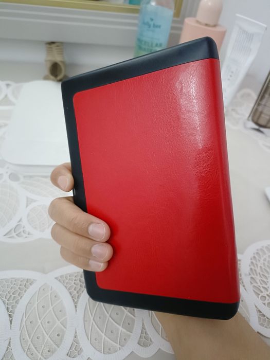 Продам электронную читалку Pocketbook.