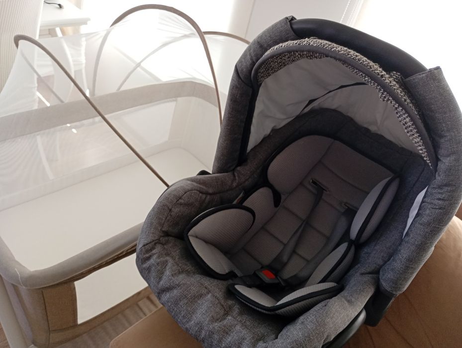 Бебешка кошара с подарък кош за новородено!