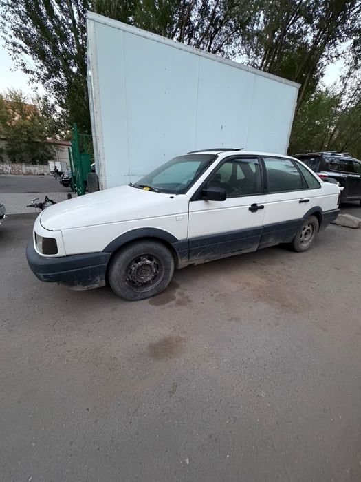 Продам пассат 1988 года