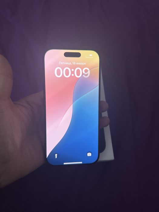 Продам IPhone 16 про на 256