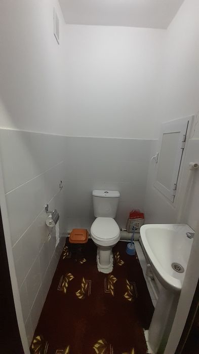 3 xonali uy srochna sotilafi