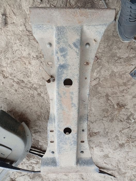 Исузу автобус запчаслар сотилади