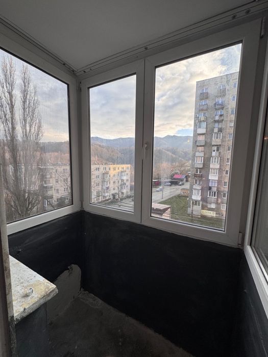 Vand apartament in Vulcan 37mp