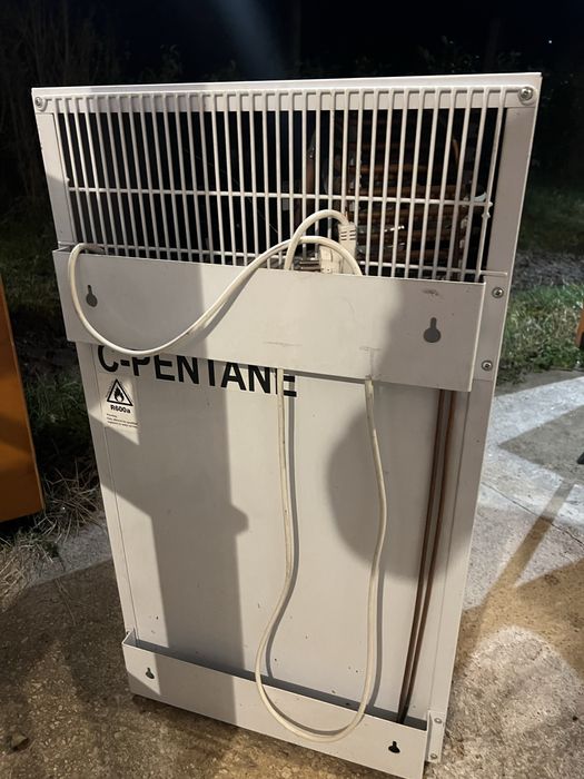 Малка Хладилна витрина