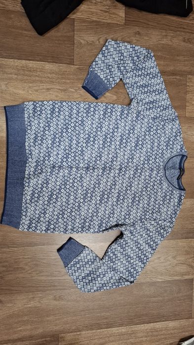 Мужская одежда: джемпера Massimo Dutti,  Black Bisons Club и поло.