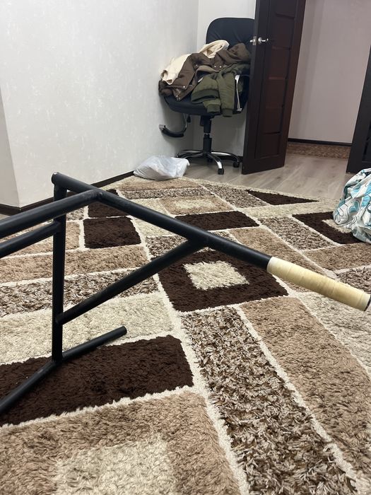 Для тренка турник