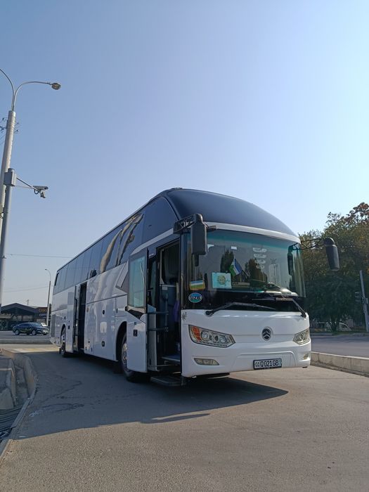 Golden dragon avtobus