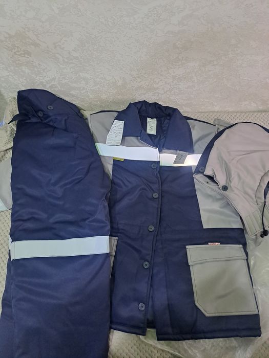 Продам спец одежду