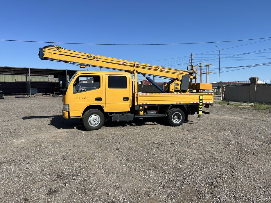 Продам автовышку