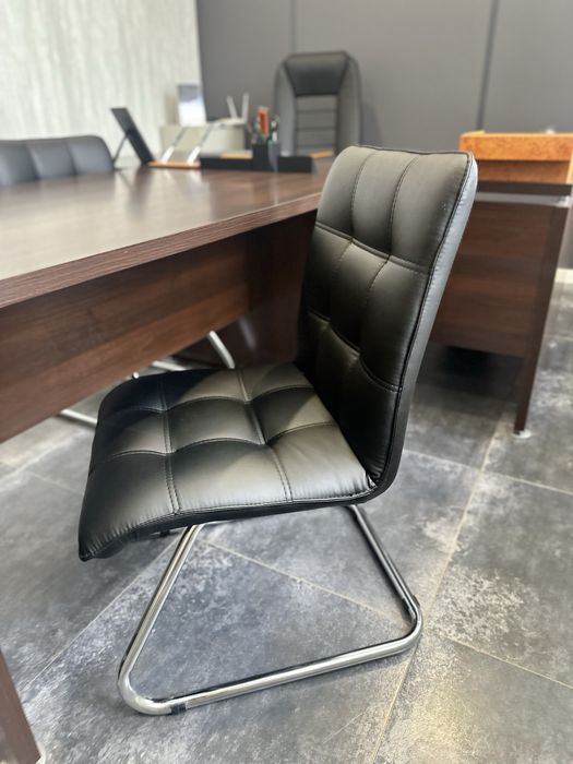 Офисная мебель . Набор руководителя