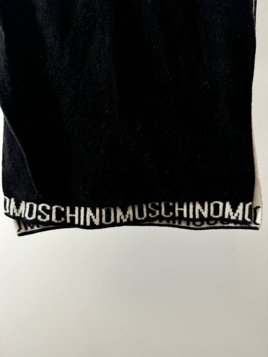 Fular Moschino Unisex