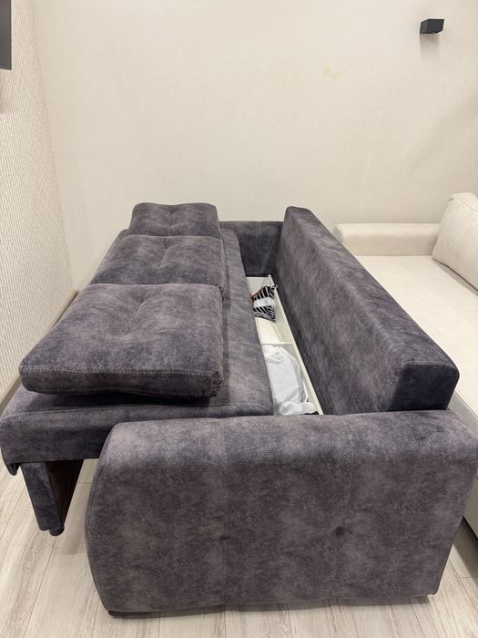 Диван, цвет графит