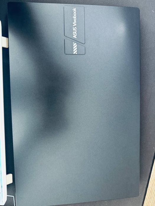 ASUS VivoBook 15.6 inter core I5- 12