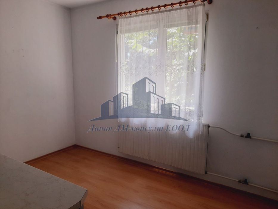 Продава се Двустаен апартамент в Шумен, 5-ти полк - 62 кв.м за 1316 €/кв.м - Снимка #2