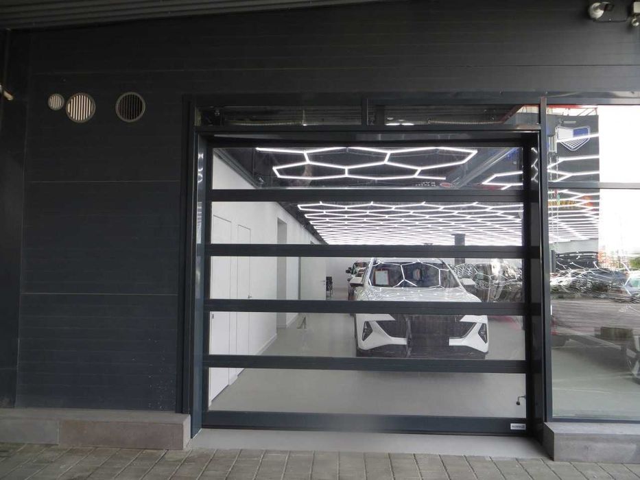 Секционные ворота ALUTECH (пр.Беларусь)