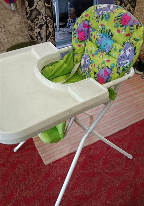 Стул для кормления