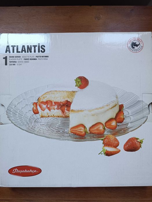 Продамстеклянное блюдо