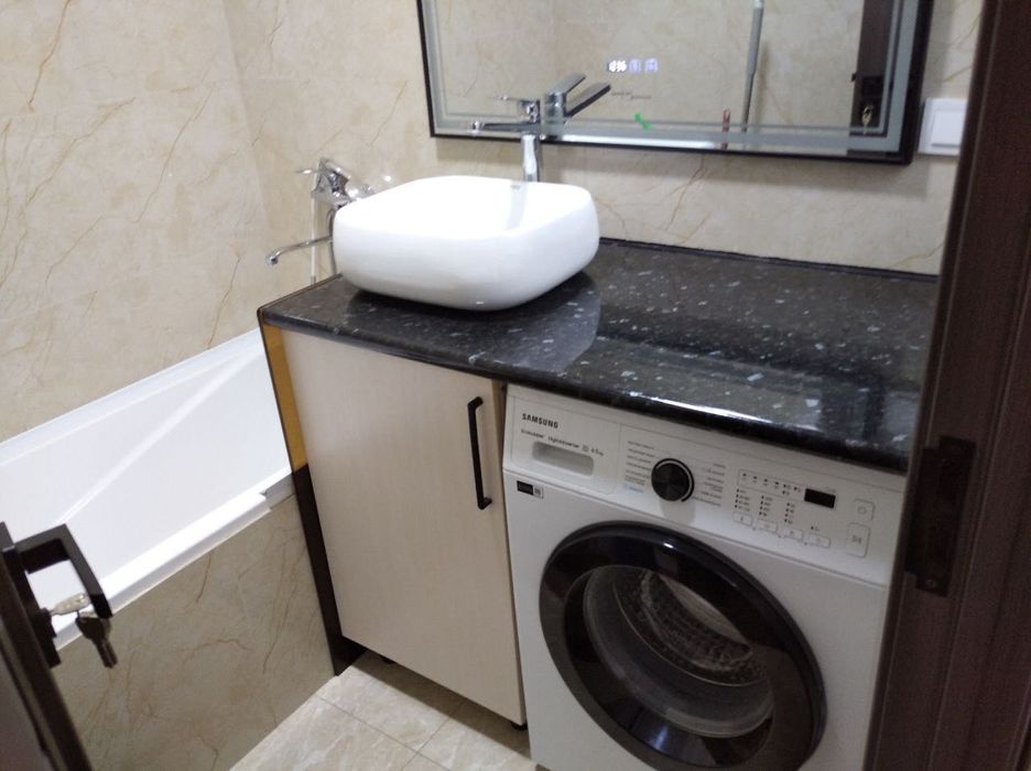 Шахристанский, квартира после ремонта 2/1/4