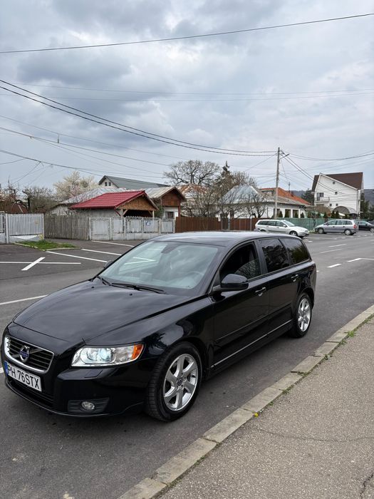VOLVO V50 facelift