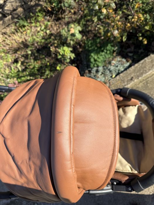 Продавам детска количка 2 в 1 – кош за новородено + летен кош