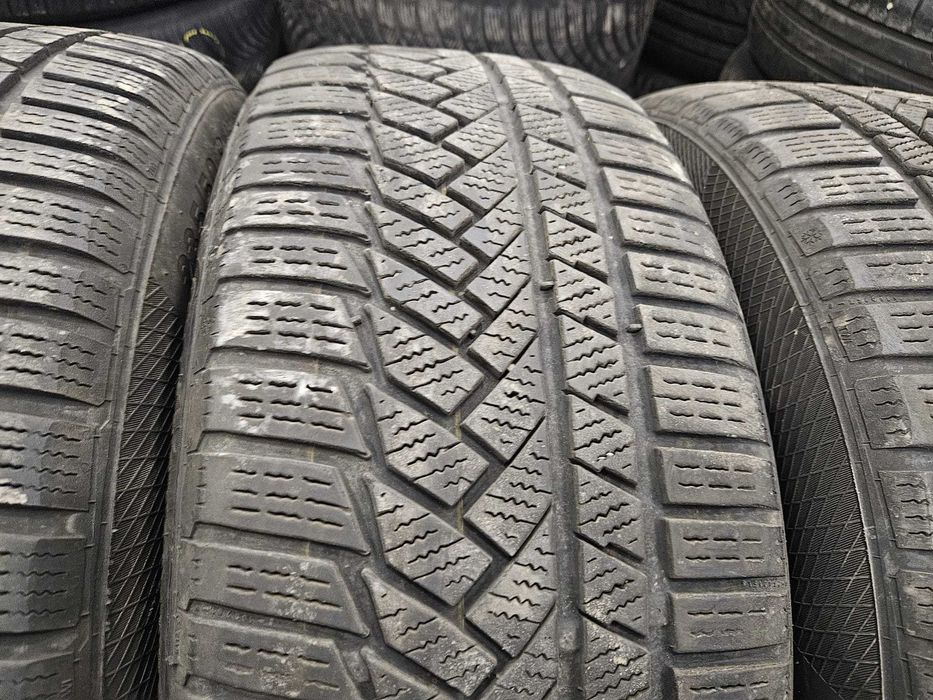 4 Anvelope IARNA 235.50.17 'Continental' ; stare foarte buna