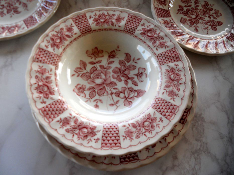 farfurii si set cafea PORTELAN ENGLEZESC MYOTT