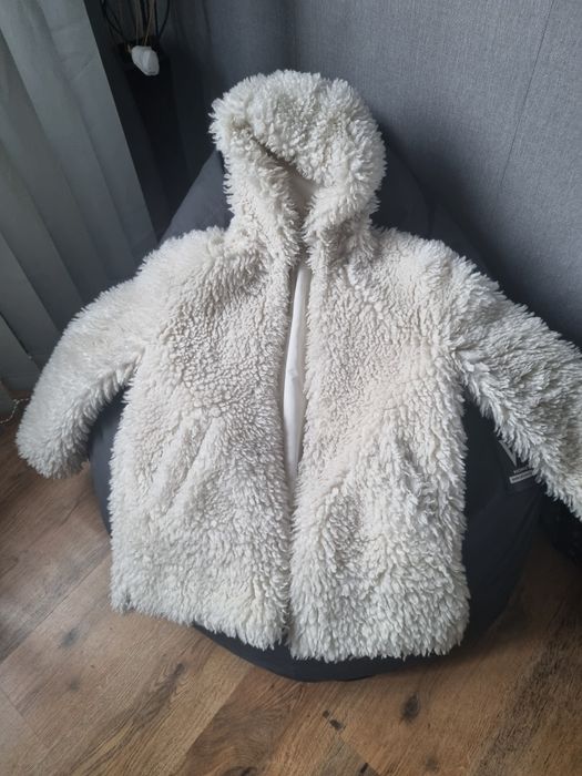 Пухено палто Зара