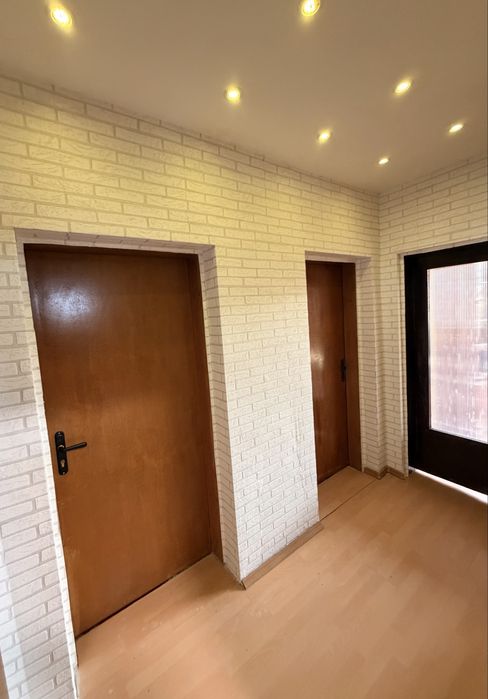 Дава се под наем Етаж от къща в Перник, Клепало - 95 кв.м за 388.62 € - Снимка #8