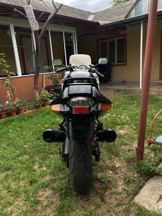 Kawasaki zzr 600