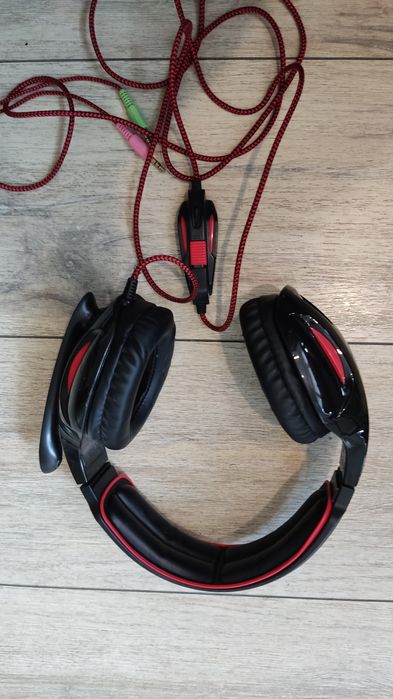 Продавам три геймърски слушалки