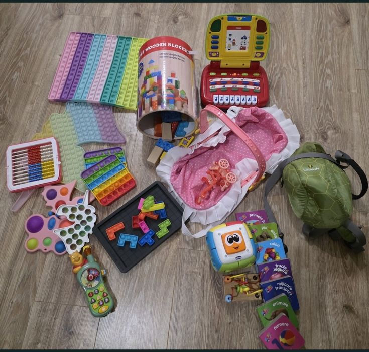 Tricicleta//bicicleta  fara pedale //masuta ikea//Jucarii