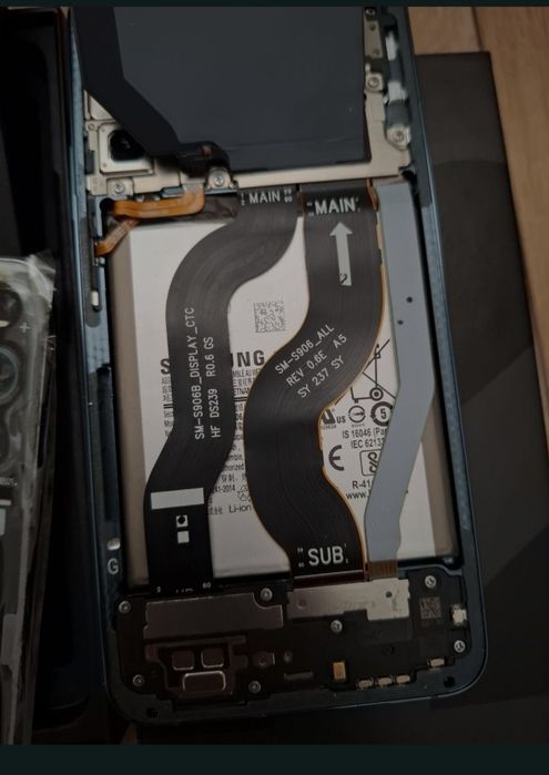 Samsung s22 plus pentru piese.