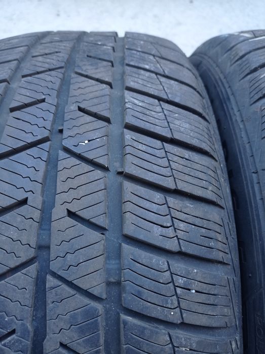 2бр.Зимни Гуми 215/55/16 BARUM DOT3021-Внос от Австрия